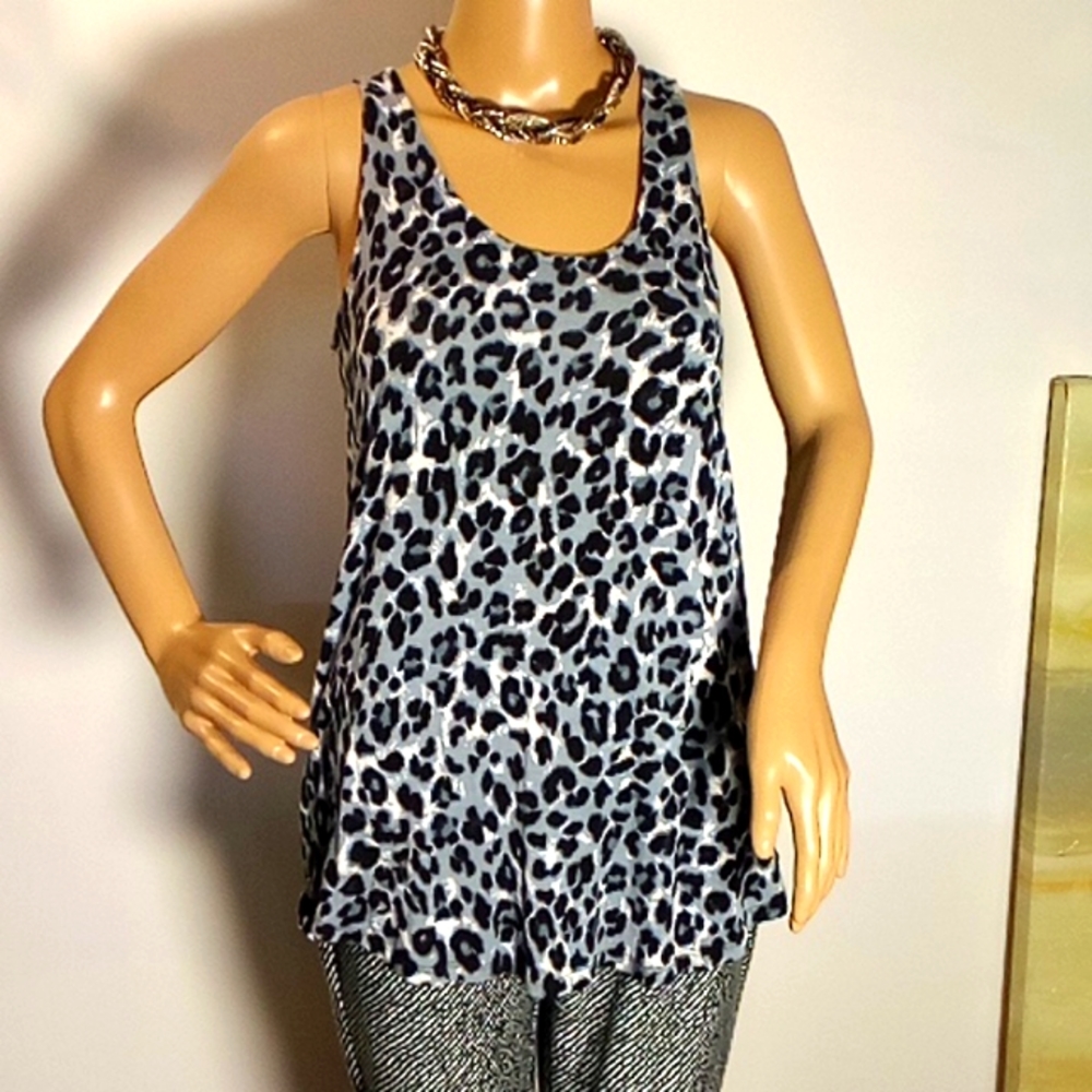 Very Cute Leopard Print Zenana Tank Top size small